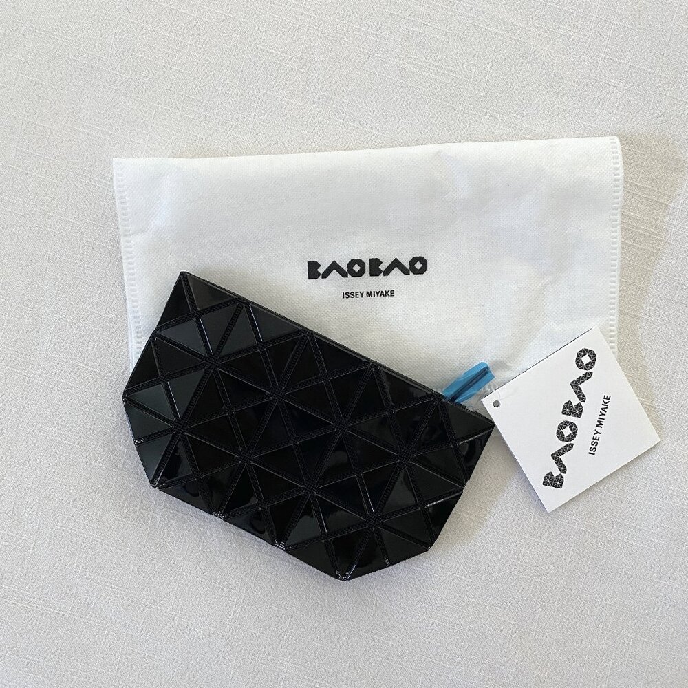 | NWT | Bao Bao Issey Miyake | Prism Pouch | Black |
